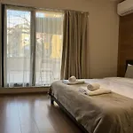 Location Kapana For 4 Guests & Parking *