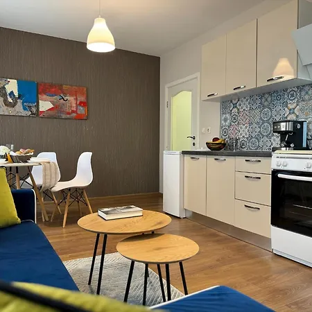 公寓 Location Kapana For 4 Guests & Parking